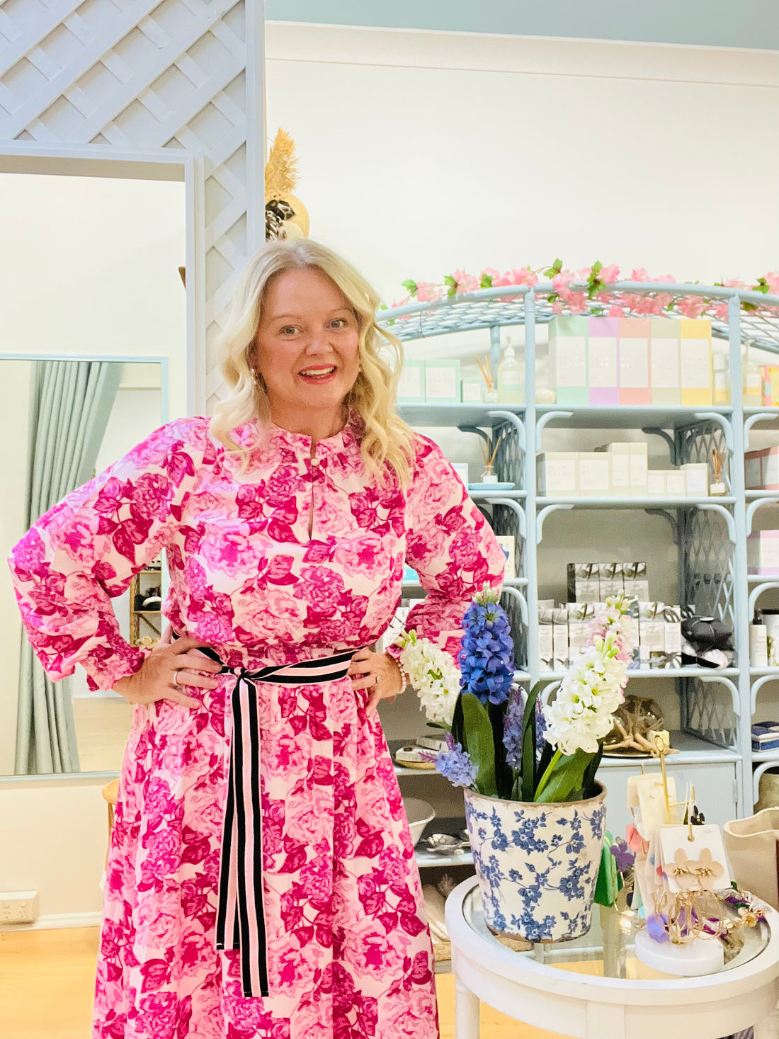 🎉🛍️ Discover the Joy of Shopping Local! 🌸✨