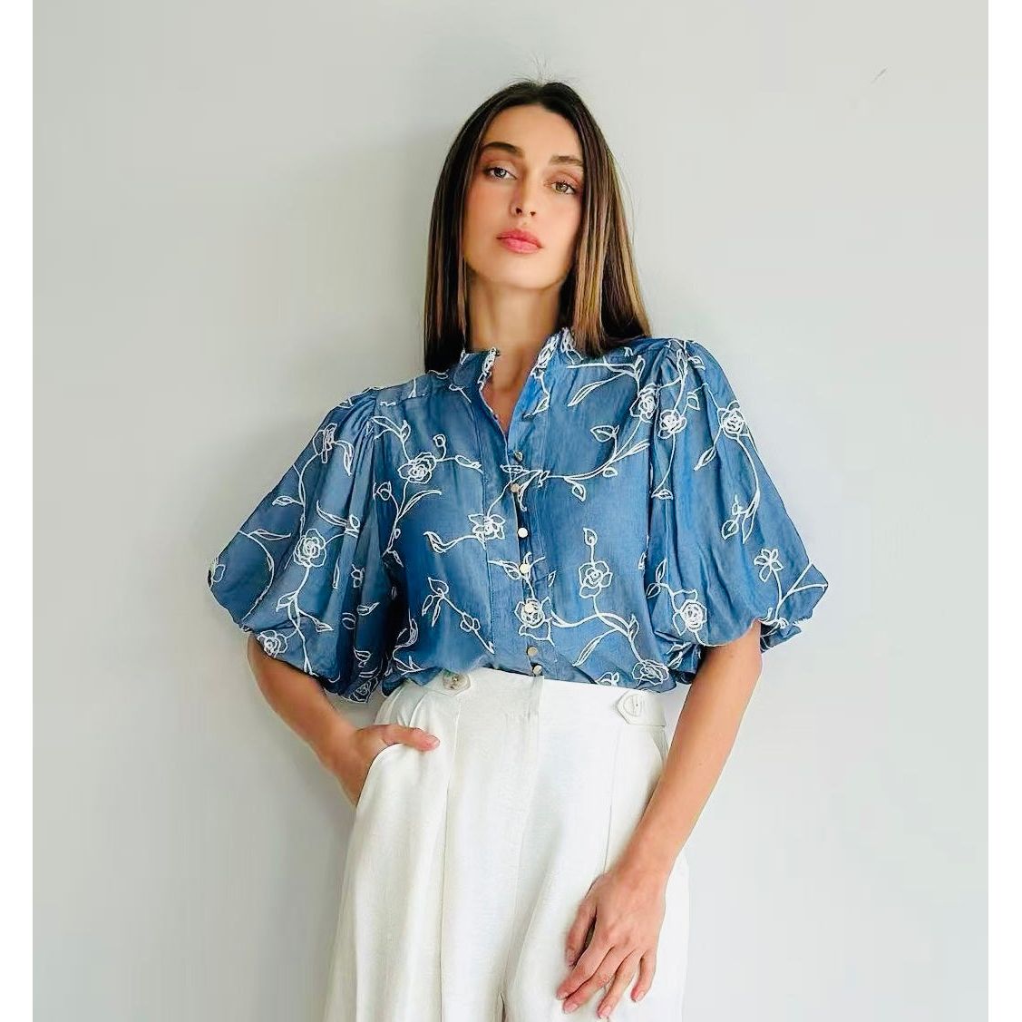 Feminine Fleur top
