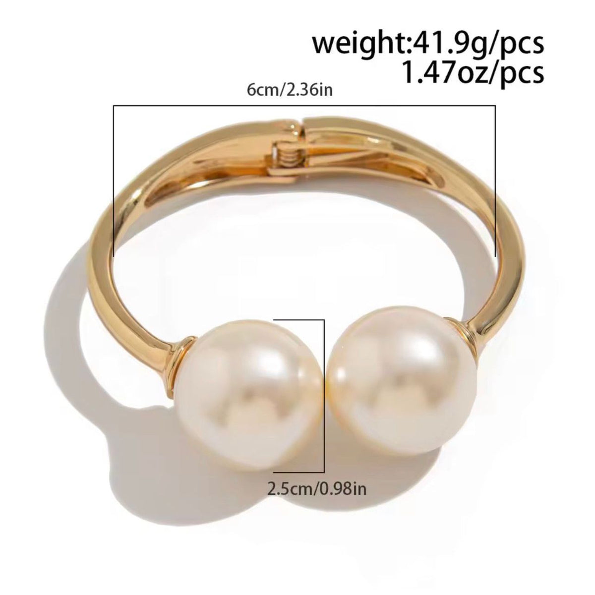 Pearl Embrace Bangle