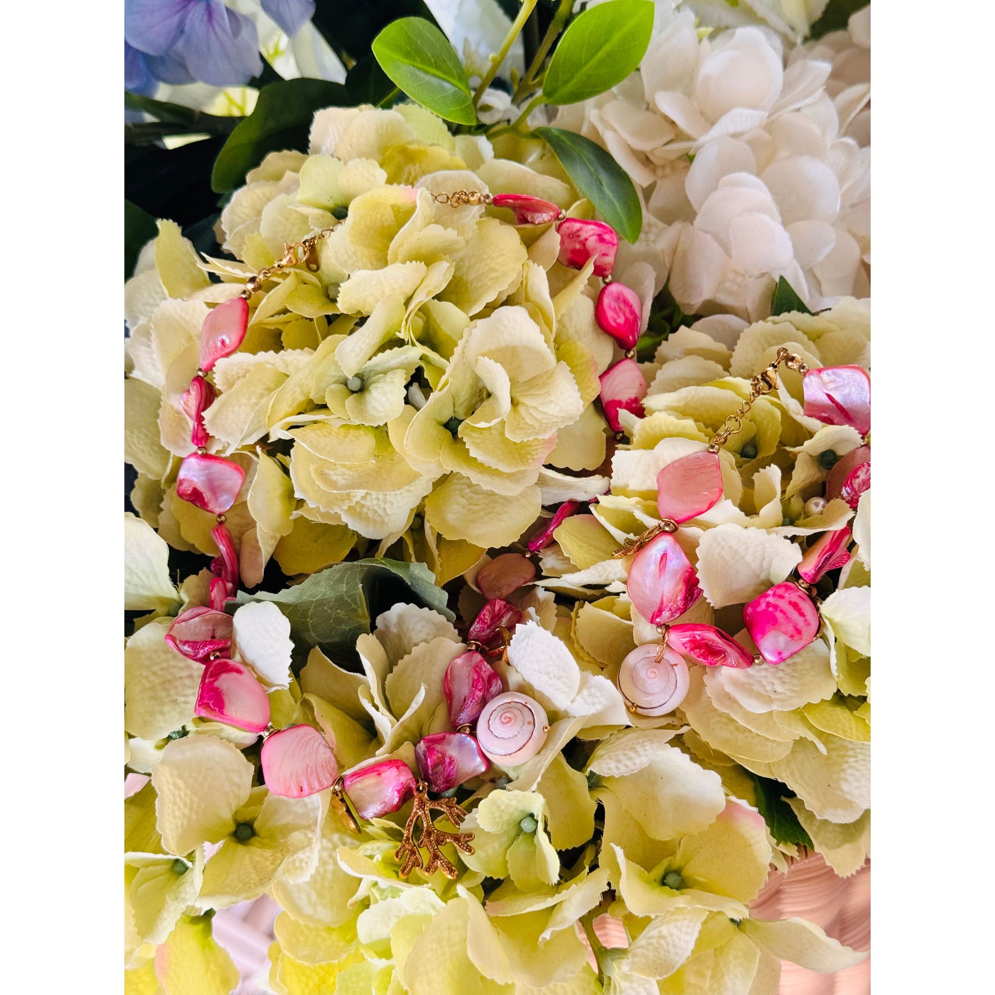 Pink Shell Pearl Necklace and Bracelet Set