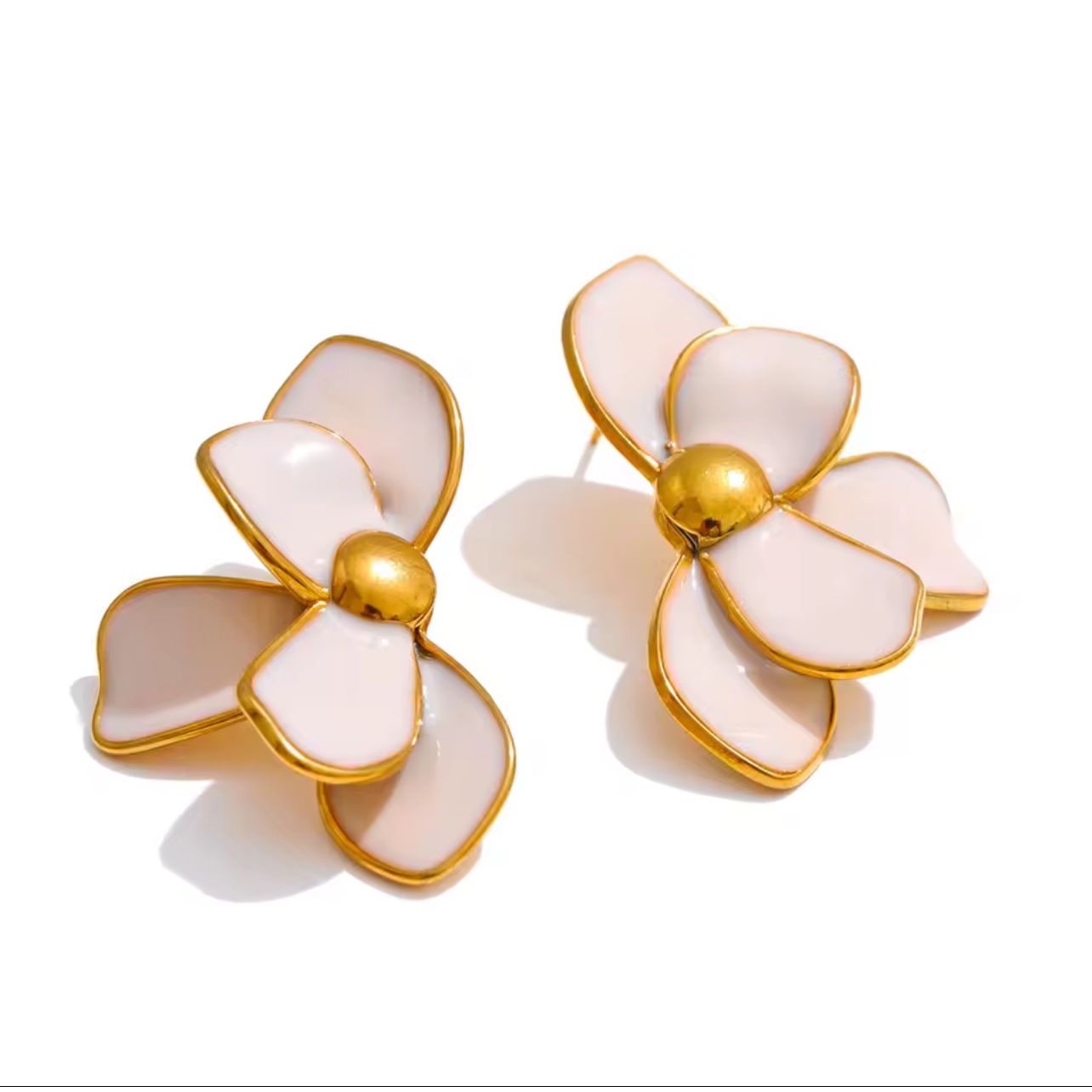 Petal Pastel Stud Earrings in Cream