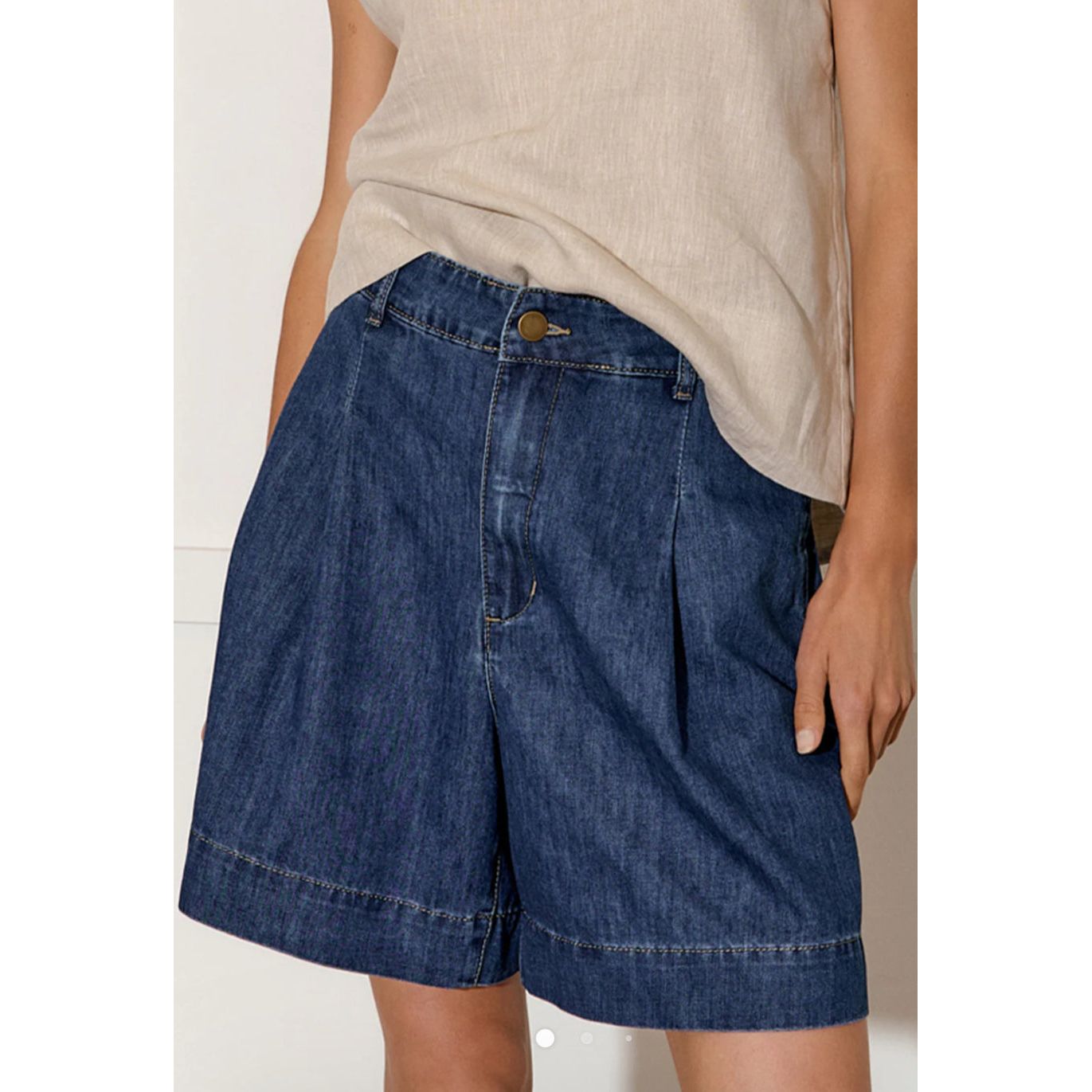 Hayden Pleated Denim Short