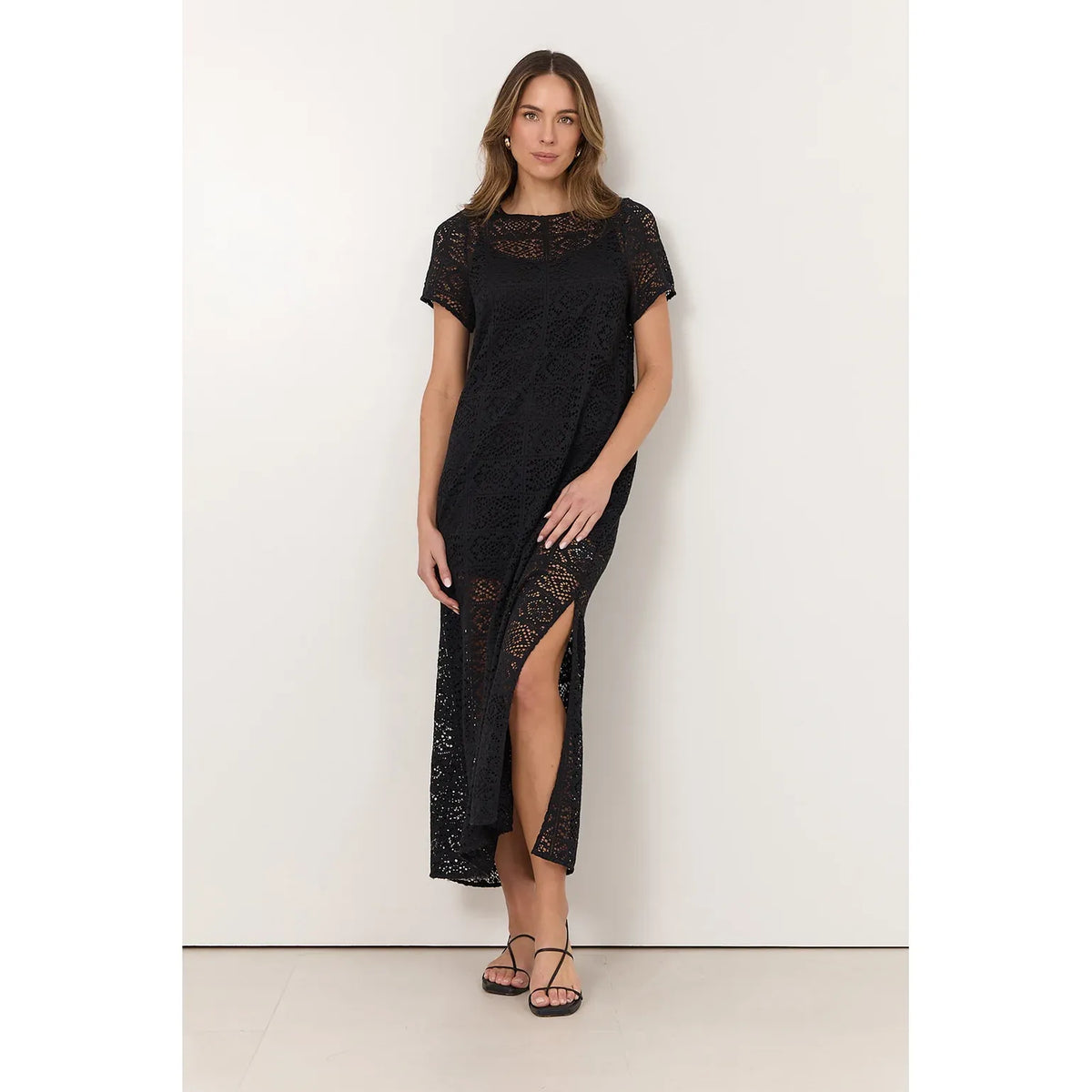 Lottie Lace Maxi Dress in Black
