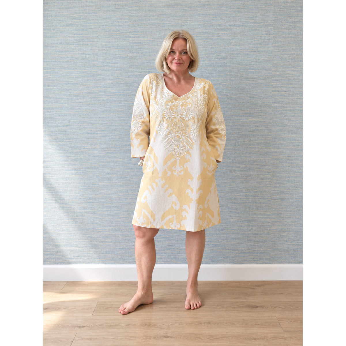 Mrs Dellacorte  Butter Short Dress Front
