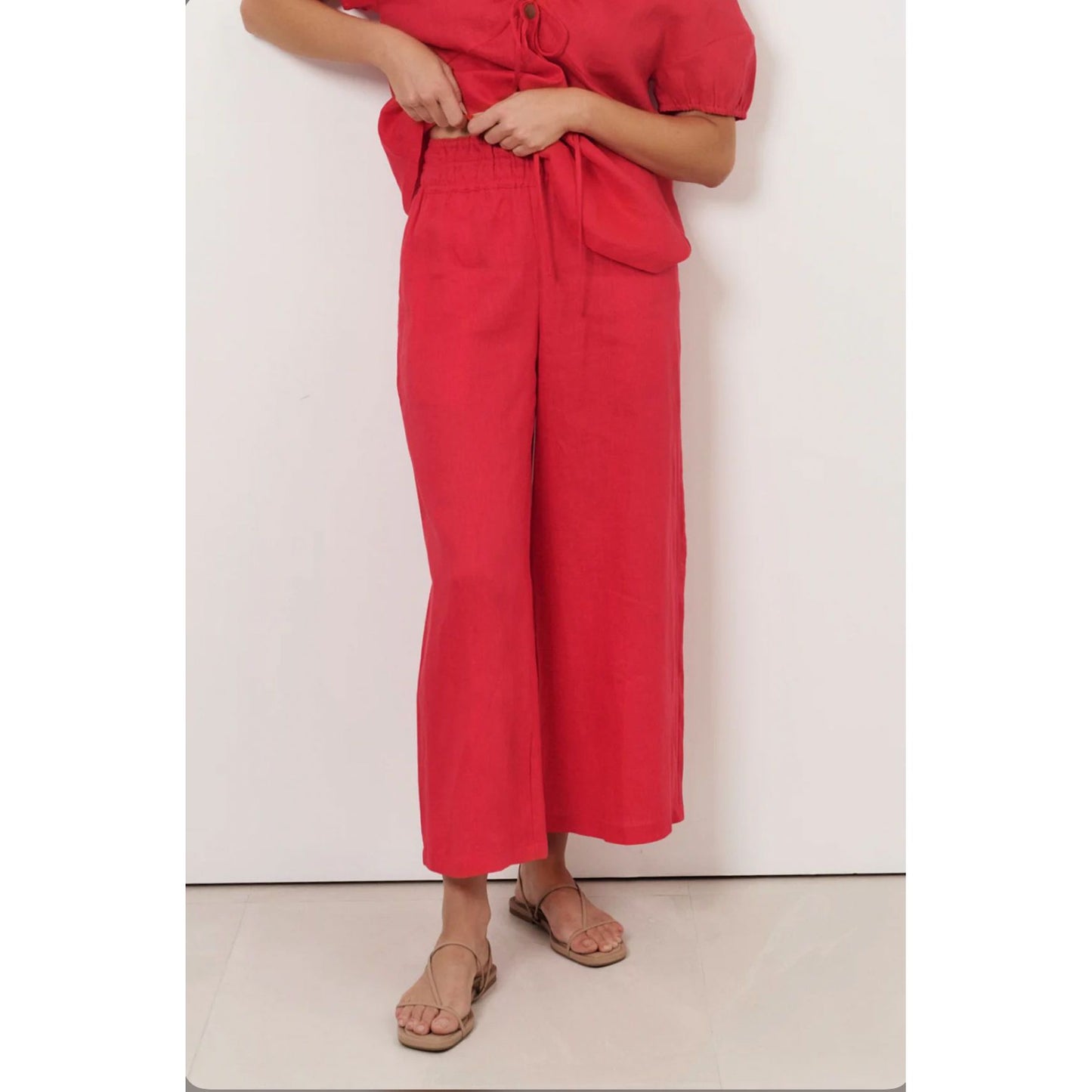 Merry Linen Culotte Pants in Cardinal Red