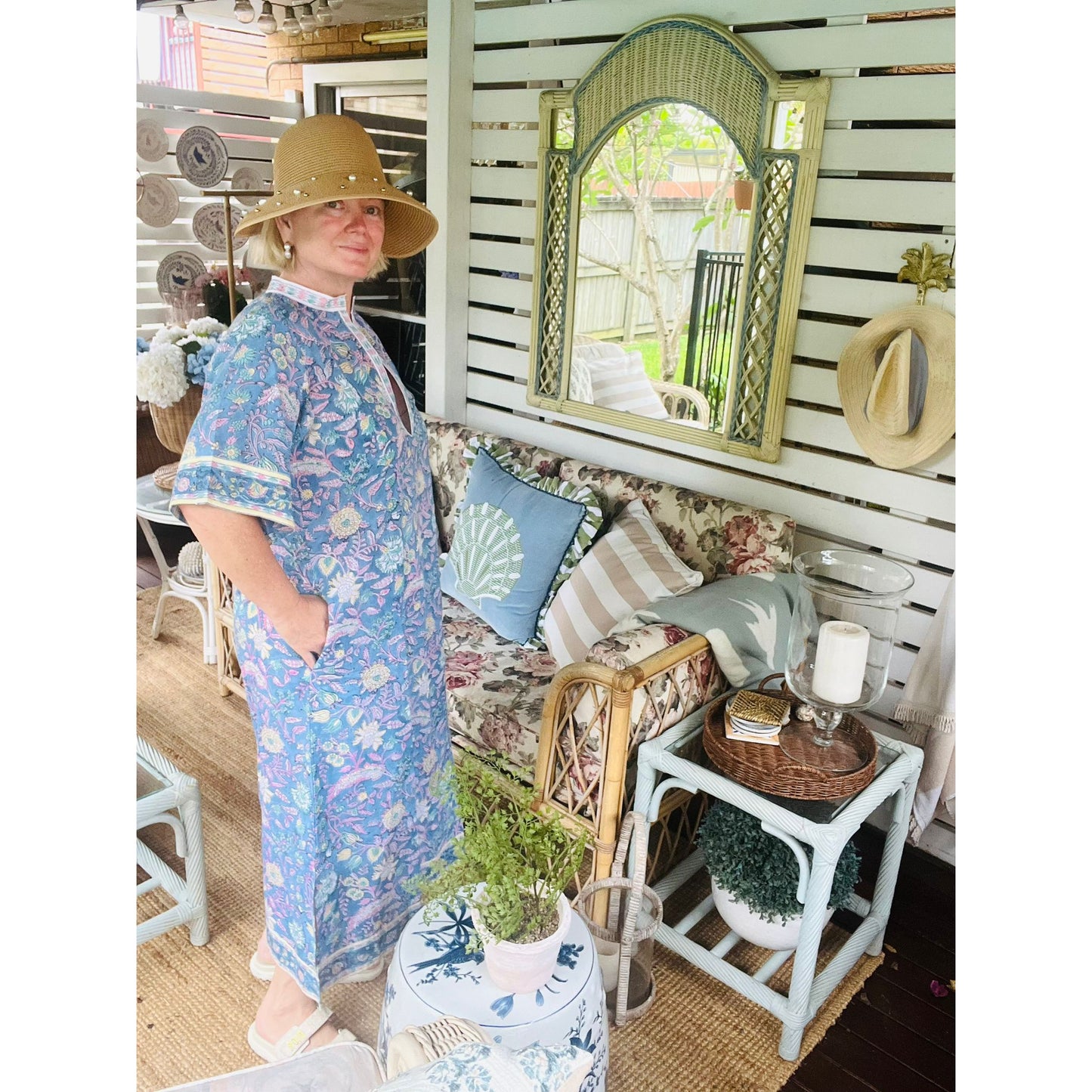 Farrah Kaftan side view details