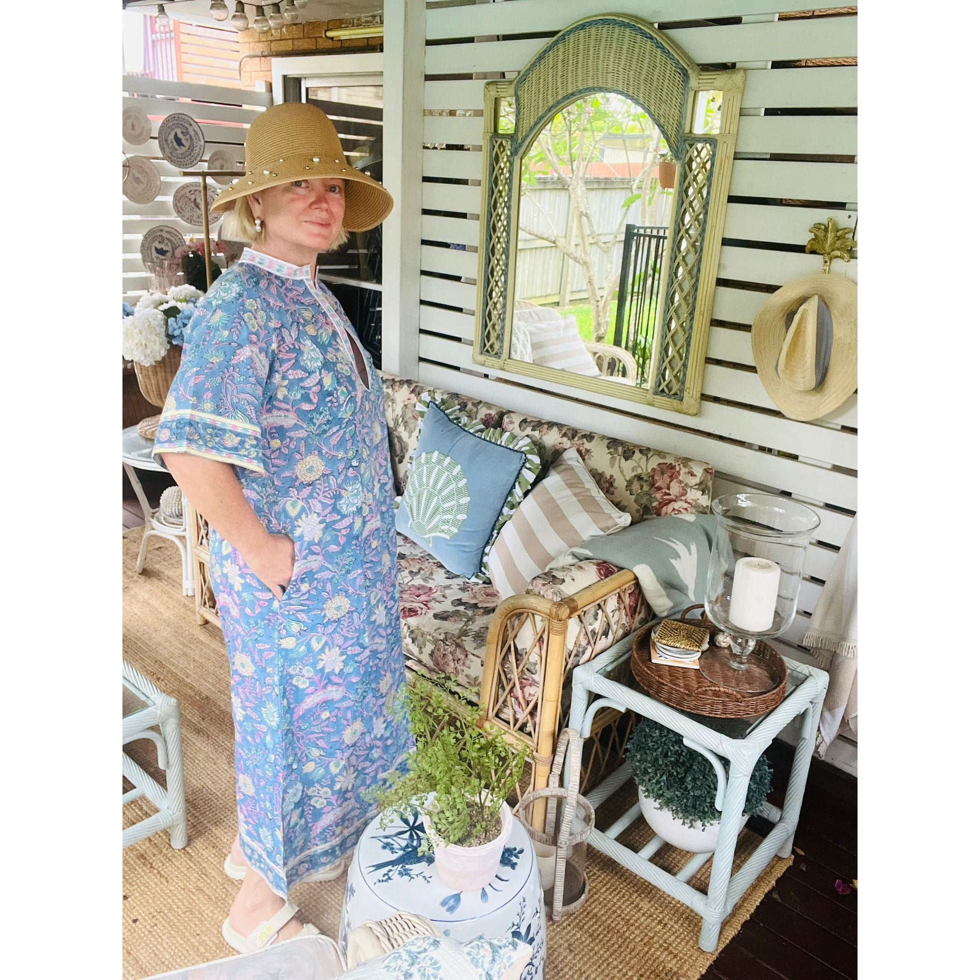 Farrah Kaftan side view details