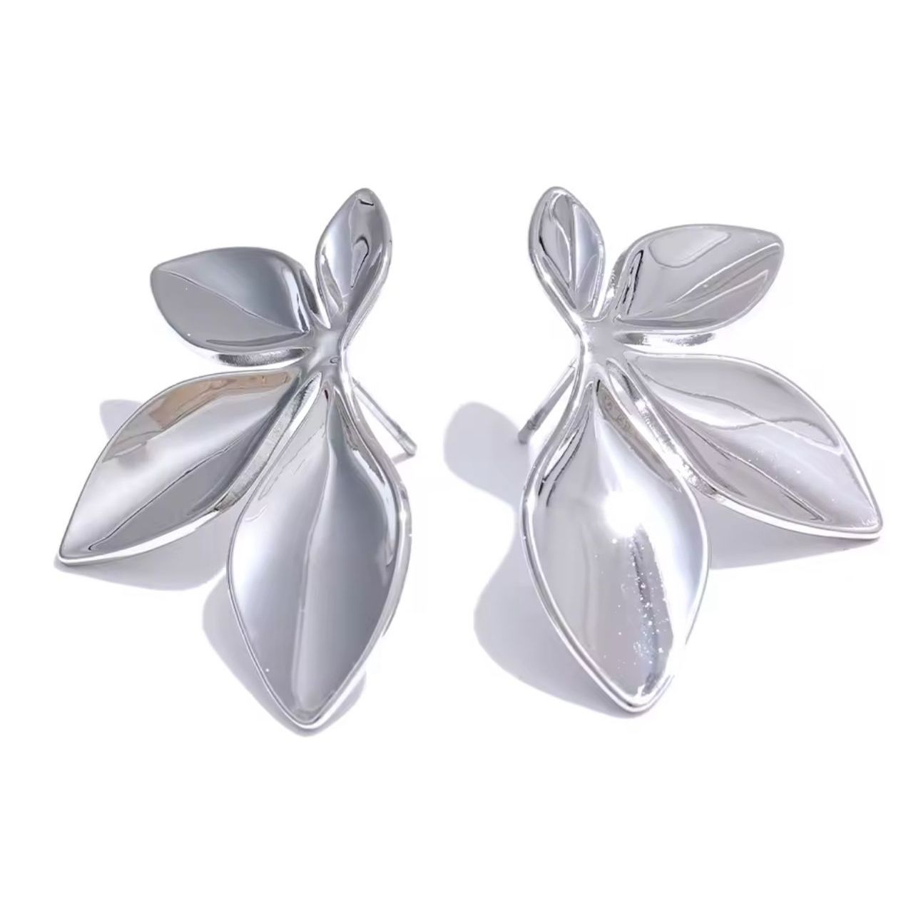 Holly silver earrings